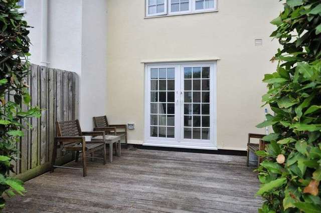  Image of 3 bedroom Cottage for sale in Abingdon Road Sutton Courtenay Abingdon OX14 at Abingdon Road Sutton Courtenay Abingdon, OX14 4NF