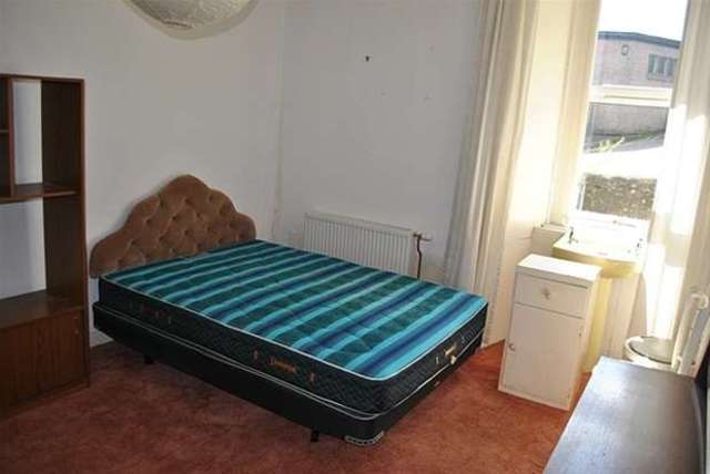  Image of 2 bedroom Flat for sale in Kirk Brae Dunoon PA23 at Dunoon, PA23 7HQ
