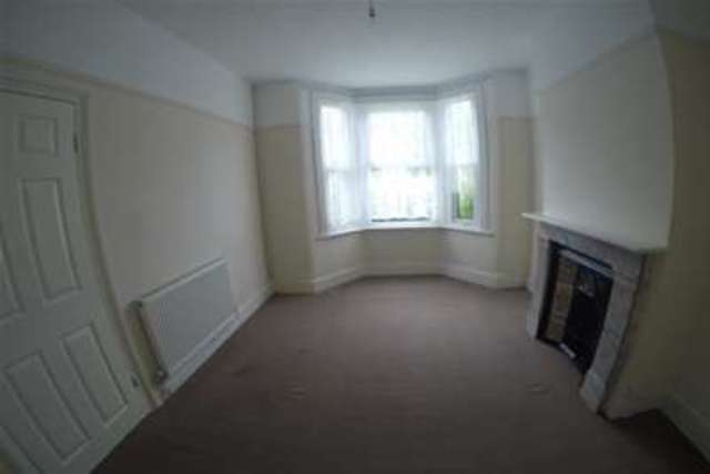  Image of 3 bedroom Property to rent in Farmer Road London E10 at London, E10 5DH
