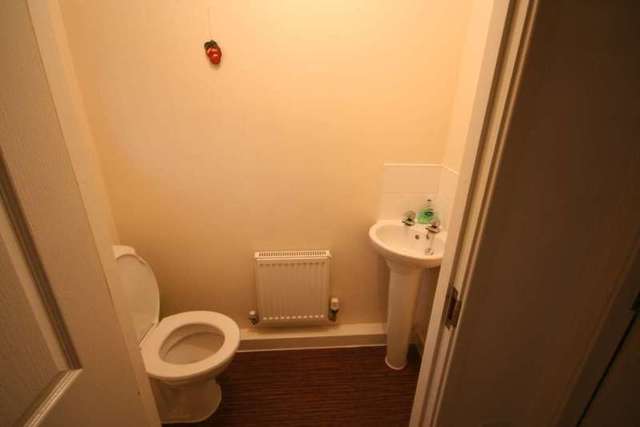  Image of 3 bedroom Mews to rent in Lockfield Runcorn WA7 at Lockfield, Runcorn  Runcorn, WA7 4BE