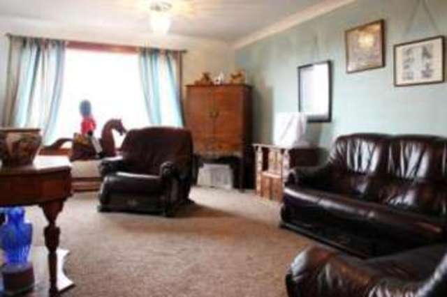  Image of 3 bedroom Semi-Detached house for sale in Kinglassie Lochgelly KY5 at Ballingry, KY5 0HJ
