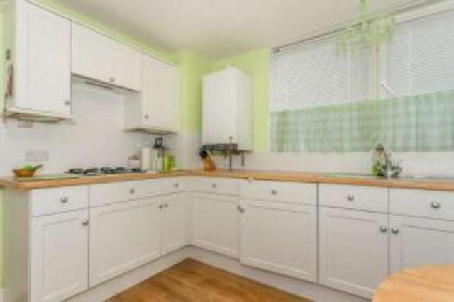  Image of 3 bedroom Maisonette for sale in Marine Drive Torpoint PL11 at Marine Drive Torpoint Torpoint, PL11 2RB