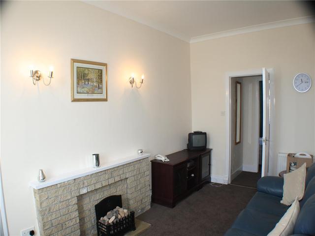  Image of 1 bedroom Flat to rent in Market Place Carluke ML8 at Carluke South Lanarkshire South Lanarkshire, ML8 4BP