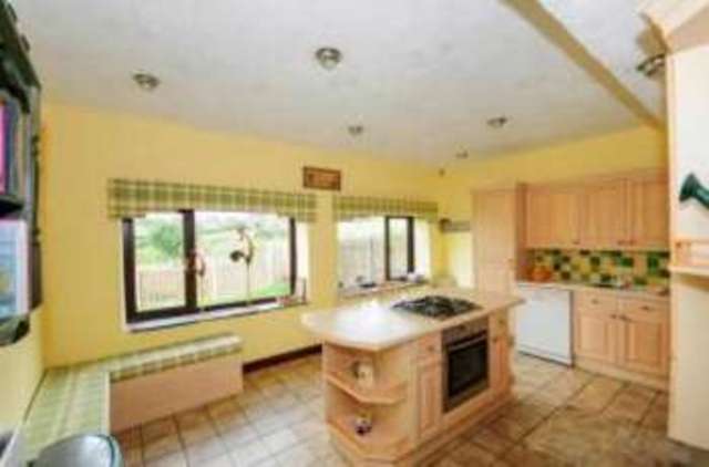  Image of 4 bedroom Barn Conversion for sale in Long Hey Lane Pickup Bank Darwen BB3 at Long Hey Lane Pickup Bank Hoddlesden, BB3 3QD