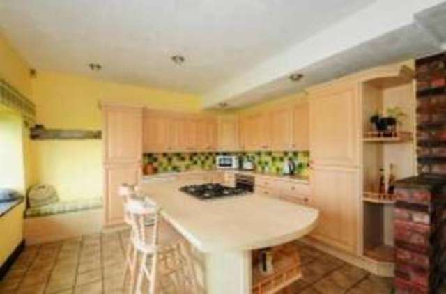  Image of 4 bedroom Barn Conversion for sale in Long Hey Lane Pickup Bank Darwen BB3 at Long Hey Lane Pickup Bank Hoddlesden, BB3 3QD