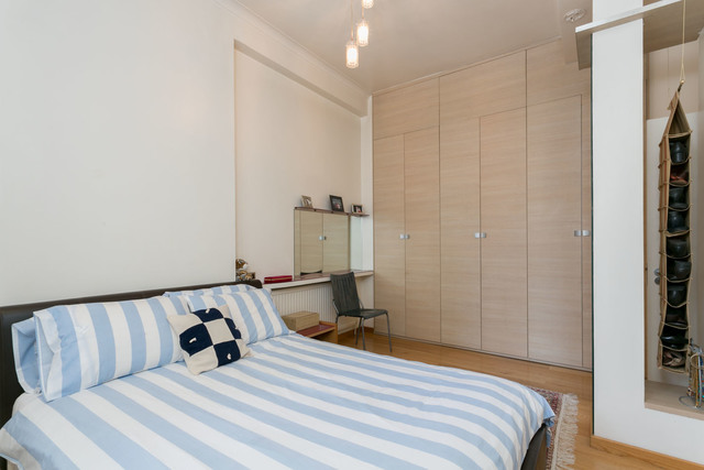  Image of 2 bedroom Flat for sale in Montagu Mansions London W1U at London, W1U 6LQ