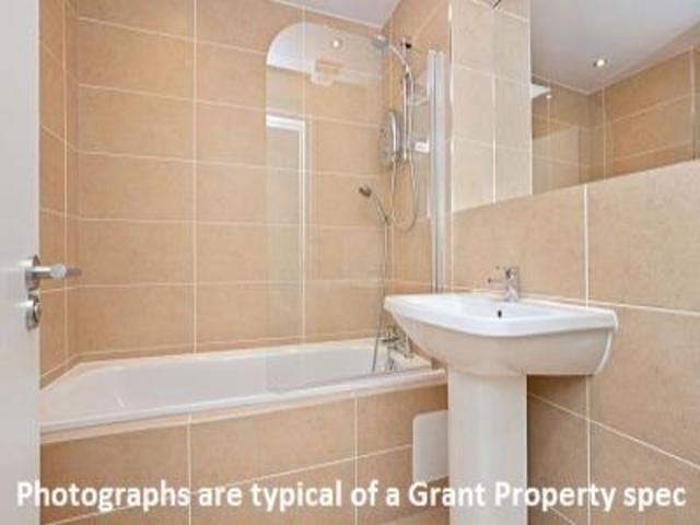  Image of 3 bedroom Flat to rent in Montague Street Edinburgh EH8 at Newington Edinburgh Edinburgh, EH8 9QX