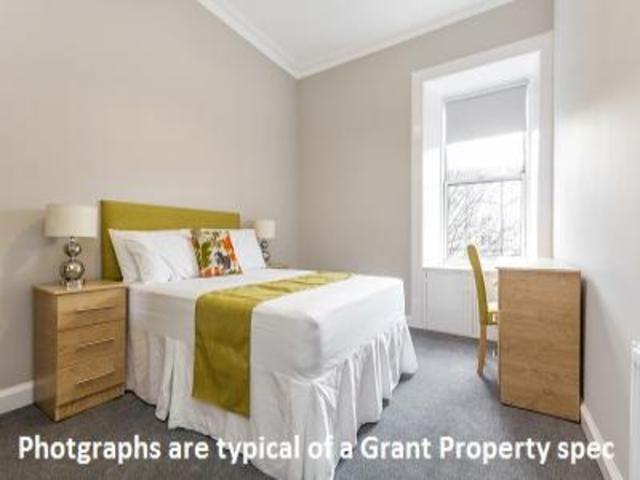  Image of 3 bedroom Flat to rent in Montague Street Edinburgh EH8 at Newington Edinburgh Edinburgh, EH8 9QX