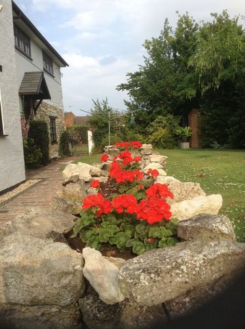  Image of 3 bedroom Detached house for sale in High Street Nash Milton Keynes MK17 at Milton Keynes MK17. A Stunning Three Bedroom Detached Cottage Buckingham, MK17 0EP