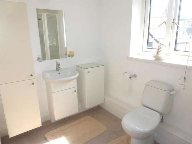  Image of 4 bedroom Detached house for sale in Newton Nottage Road Porthcawl CF36 at Porthcawl  Porthcawl, CF36 5PF