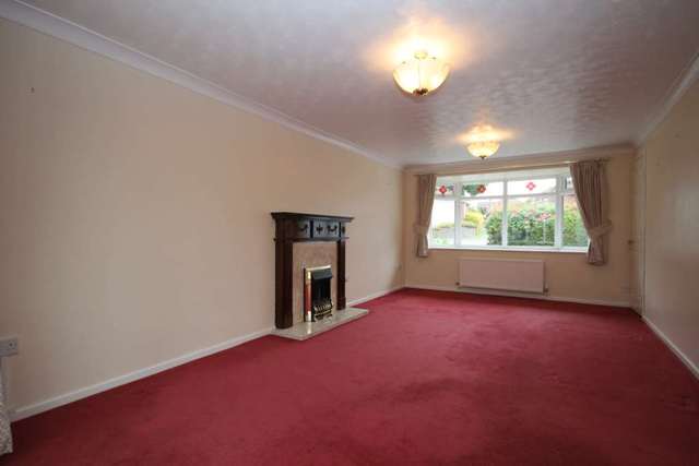  Image of 4 bedroom Detached house for sale in Northumberland Avenue Market Bosworth Nuneaton CV13 at Northumberland Avenue Market Bosworth Nuneaton, CV13 0RJ
