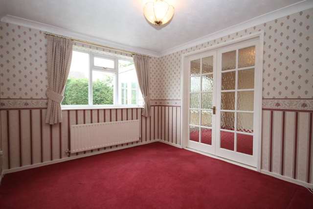  Image of 4 bedroom Detached house for sale in Northumberland Avenue Market Bosworth Nuneaton CV13 at Northumberland Avenue Market Bosworth Nuneaton, CV13 0RJ