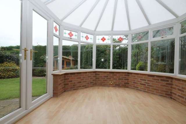  Image of 4 bedroom Detached house for sale in Northumberland Avenue Market Bosworth Nuneaton CV13 at Northumberland Avenue Market Bosworth Nuneaton, CV13 0RJ