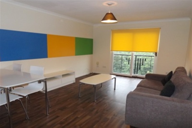  Image of 2 bedroom Flat to rent in Otago Street Glasgow G12 at Hillhead Glasgow Glasgow, G12 8PQ