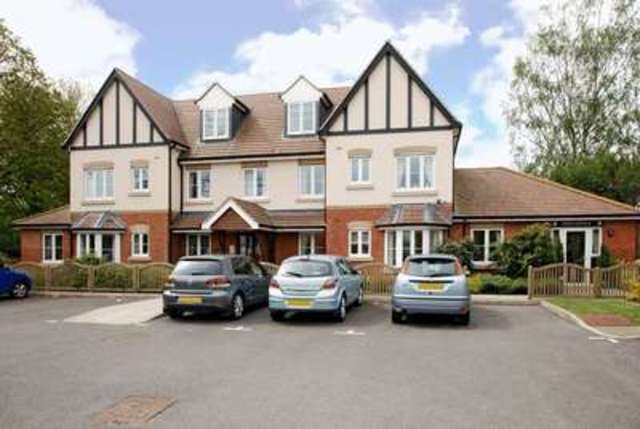  Image of 1 bedroom Retirement Property for sale in Mill Street Wantage OX12 at Pegasus Court Mill Street Wantage, OX12 9GZ
