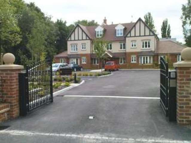  Image of 1 bedroom Retirement Property for sale in Mill Street Wantage OX12 at Mill Street  Wantage, OX12 9GZ
