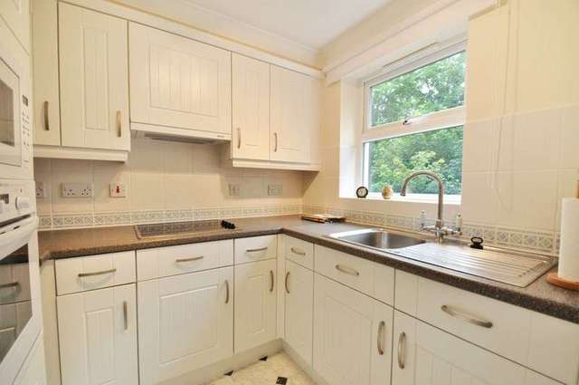 Image of 1 bedroom Retirement Property for sale in Mill Street Wantage OX12 at Mill Street  Wantage, OX12 9GZ