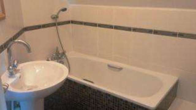  Image of 1 bedroom Flat for sale in Station Road Perranporth TR6 at Perranporth Cornwall Perranporth, TR6 0EZ