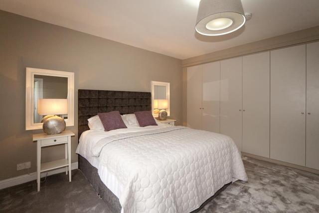 3 Bedroom Apartment To Rent In Petersham Place Richmond Hill