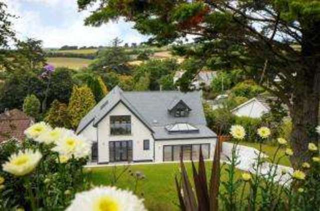  Image of 4 bedroom Detached house for sale in Trewince Lane Port Navas Constantine Falmouth TR11 at Port Navas Falmouth Porth Navas, TR11 5RH