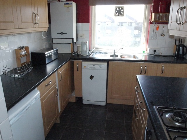  Image of 2 bedroom Flat to rent in Provost Watt Drive Aberdeen AB12 at Kincorth Aberdeen Aberdeen, AB12 5QB