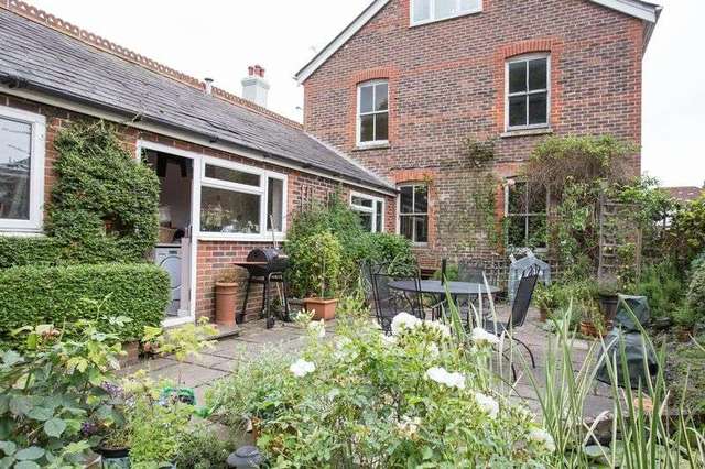  Image of 5 bedroom Detached house for sale in Record Road Emsworth PO10 at Record Road  Emsworth, PO10 7NS