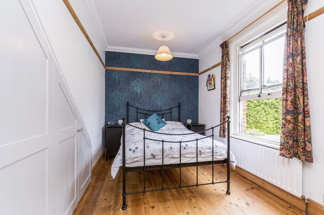  Image of 5 bedroom Detached house for sale in Record Road Emsworth PO10 at Record Road  Emsworth, PO10 7NS