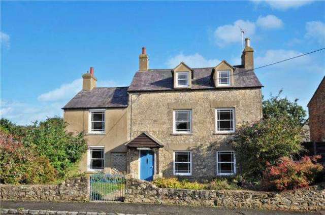  Image of 4 bedroom Detached house for sale in Upper Street Tingewick Buckingham MK18 at Upper Street Tingewick Tingewick, MK18 4QF