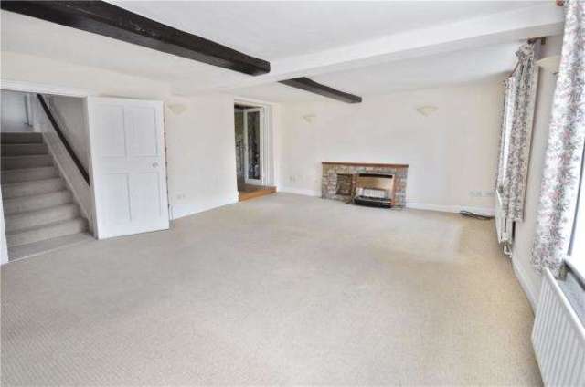 Image of 4 bedroom Detached house for sale in Upper Street Tingewick Buckingham MK18 at Upper Street Tingewick Tingewick, MK18 4QF