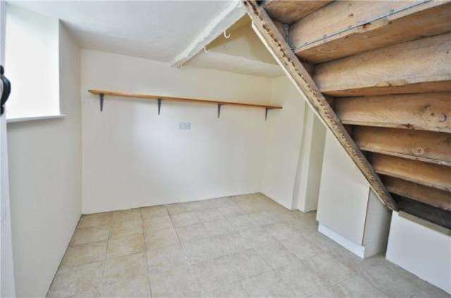  Image of 4 bedroom Detached house for sale in Upper Street Tingewick Buckingham MK18 at Upper Street Tingewick Tingewick, MK18 4QF