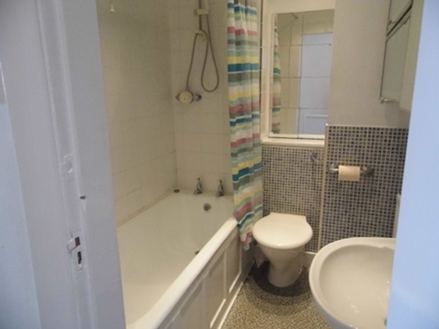  Image of 1 bedroom Flat to rent in Seamore Street Largs KA30 at Largs North Ayrshire North Ayrshire, KA30 9AP