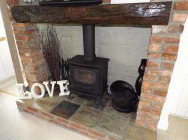  Image of 3 bedroom End of Terrace for sale in Lilley Luton LU2 at Lilley Hertfordshire Lilley, LU2 8NL