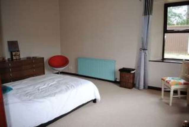  Image of 3 bedroom Cottage for sale in Biggar ML12 at Station Road  Abington, ML12 6RW