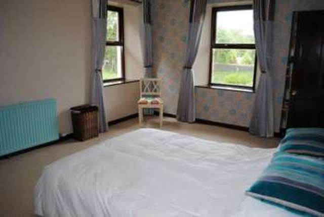  Image of 3 bedroom Cottage for sale in Biggar ML12 at Station Road  Abington, ML12 6RW