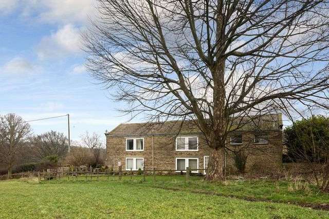  Image of Property for sale in Moor End Lane Silkstone Common Barnsley S75 at Moor End Lane Silkstone Common Barnsley, S75 4RA