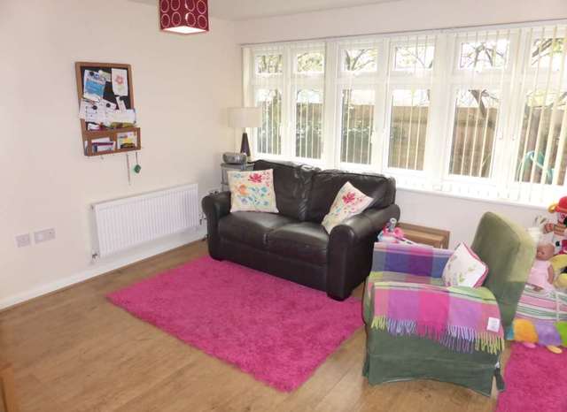  Image of 1 bedroom Flat to rent in Stirlings Road Wantage OX12 at Saxon House Stirlings Road Wantage, OX12 7ET