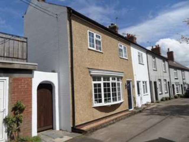  Image of 3 bedroom Detached house for sale in Lower Church Street Stokenchurch High Wycombe HP14 at 3 Lower Church Street Stokenchurch Stokenchurch, HP14 3TG