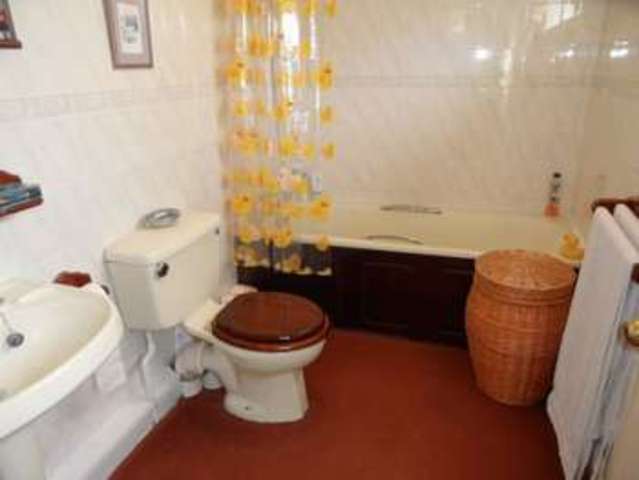  Image of 3 bedroom Detached house for sale in Lower Church Street Stokenchurch High Wycombe HP14 at 3 Lower Church Street Stokenchurch Stokenchurch, HP14 3TG