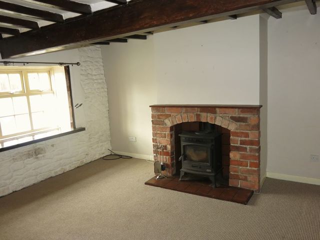  Image of 2 bedroom Cottage for sale in Middle Street Dunston Lincoln LN4 at Middle Street Dunston Lincoln, LN4 2EW