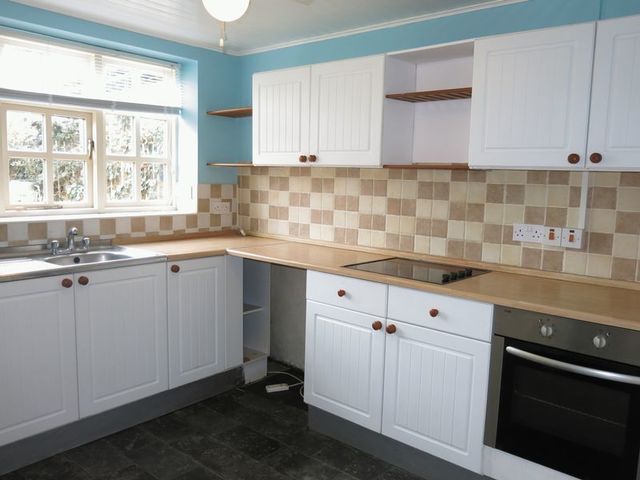 Image of 2 bedroom Cottage for sale in Middle Street Dunston Lincoln LN4 at Middle Street Dunston Lincoln, LN4 2EW