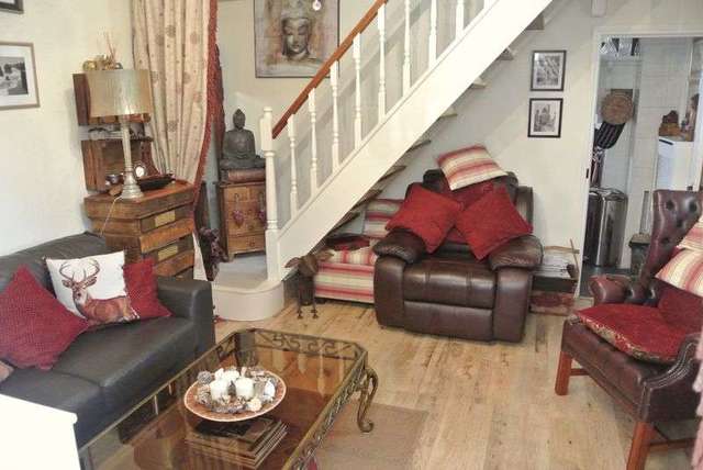  Image of 3 bedroom Semi-Detached house for sale in Sunny Bank East Street Stamford PE9 at East Street  Stamford, PE9 1QG