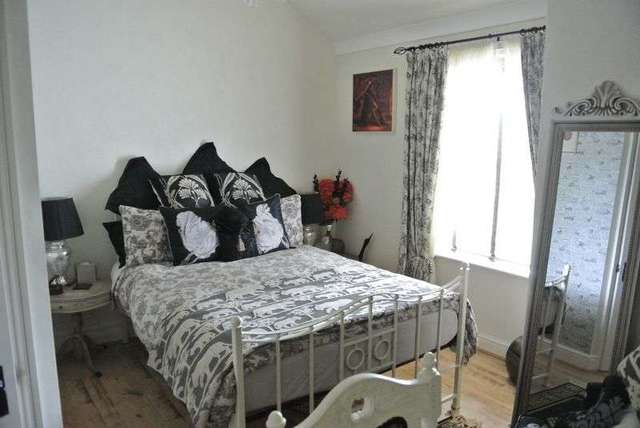  Image of 3 bedroom Semi-Detached house for sale in Sunny Bank East Street Stamford PE9 at East Street  Stamford, PE9 1QG