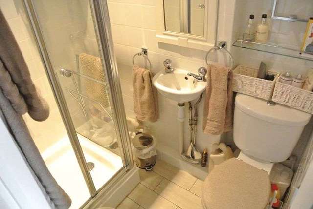  Image of 3 bedroom Semi-Detached house for sale in Sunny Bank East Street Stamford PE9 at East Street  Stamford, PE9 1QG