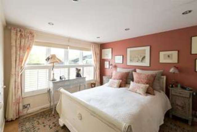  Image of 2 bedroom Detached house for sale in Taggs Island Hampton TW12 at Hampton  Bushy Park, TW12 2HA