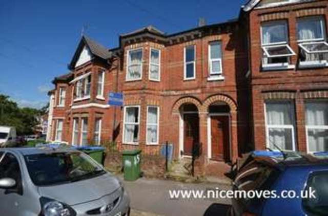  Image of 7 bedroom Terraced house to rent in Tennyson Road Southampton SO17 at Tennyson Road  Southampton, SO17 2GW