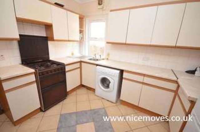  Image of 7 bedroom Terraced house to rent in Tennyson Road Southampton SO17 at Tennyson Road  Southampton, SO17 2GW