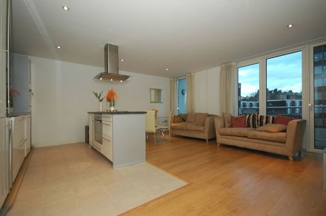 Image of 2 bedroom Flat to rent in Winchester Road London NW3 at Winchester Road Swiss Cottage London, NW3 3ND