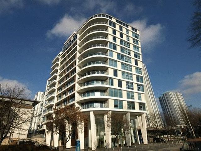  Image of 2 bedroom Flat to rent in Winchester Road London NW3 at Winchester Road Swiss Cottage London, NW3 3ND