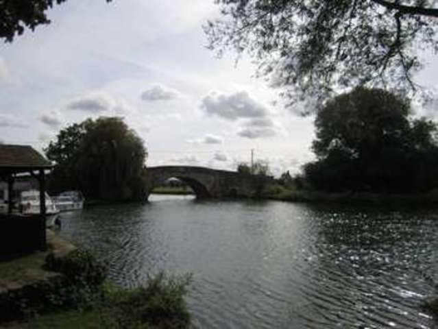  Image of 1 bedroom Cottage for sale in Bell Lane Lechlade GL7 at Riverside Mews Lechlade Gloucestershire, GL7 3AL