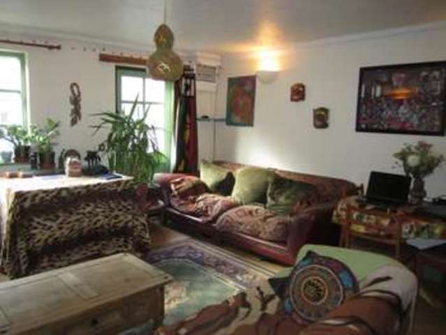  Image of 1 bedroom Cottage for sale in Bell Lane Lechlade GL7 at Riverside Mews Lechlade Gloucestershire, GL7 3AL